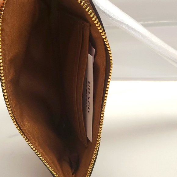 NWT Coach Corner Zip Wristlet In Signature Canvas - Picture 7 of 8